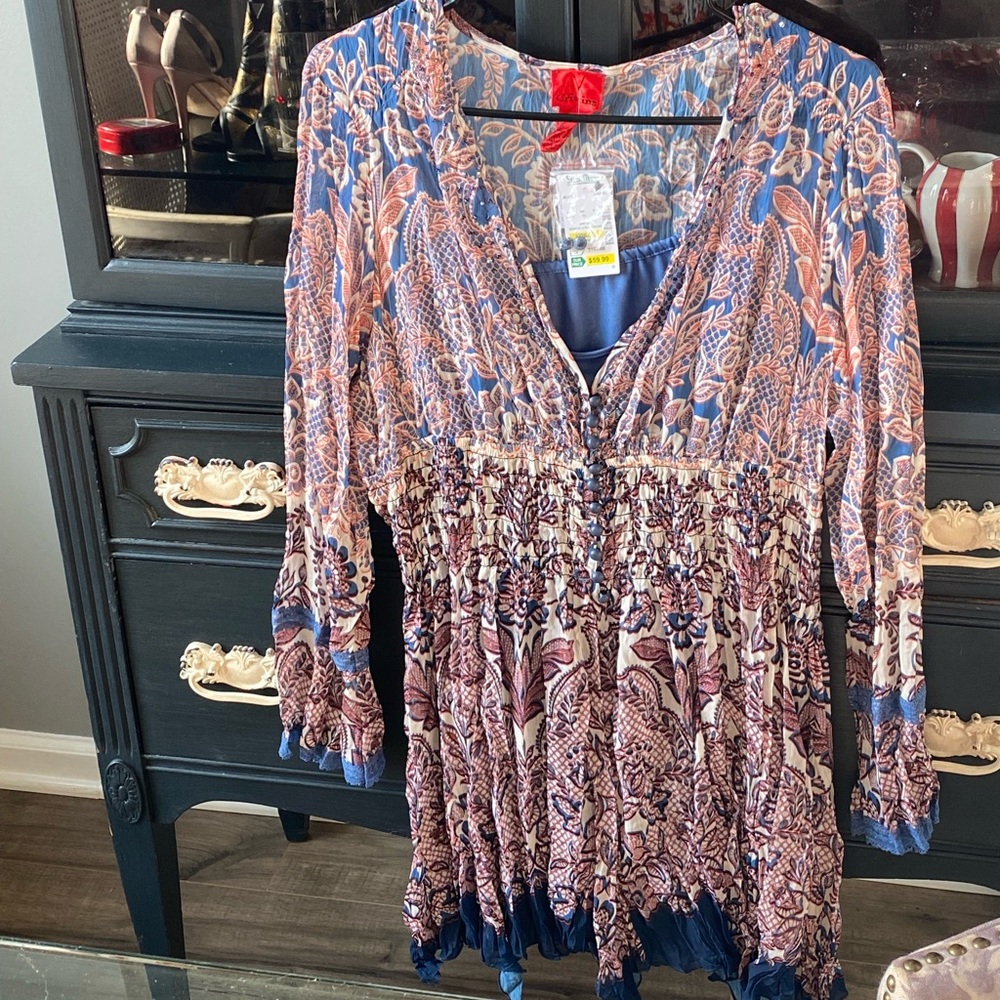Two piece long sleeve blouse